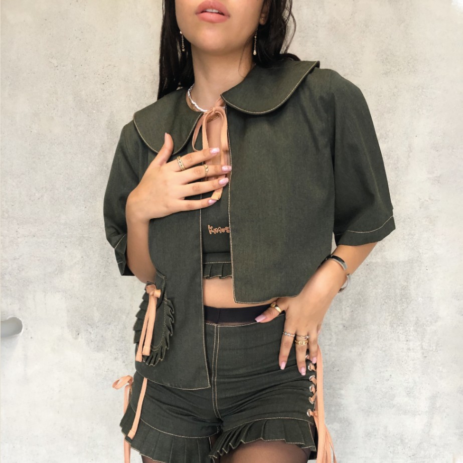 Conjunto verde oliva y durazno